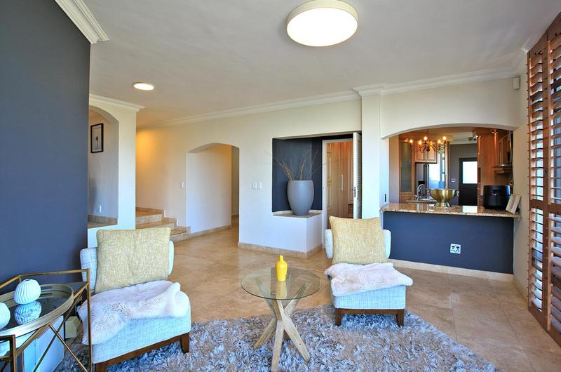 4 Bedroom Property for Sale in Bloubergstrand Western Cape